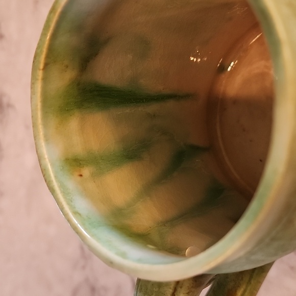 Leprechaun pottery tea mug - Picture 8 of 8